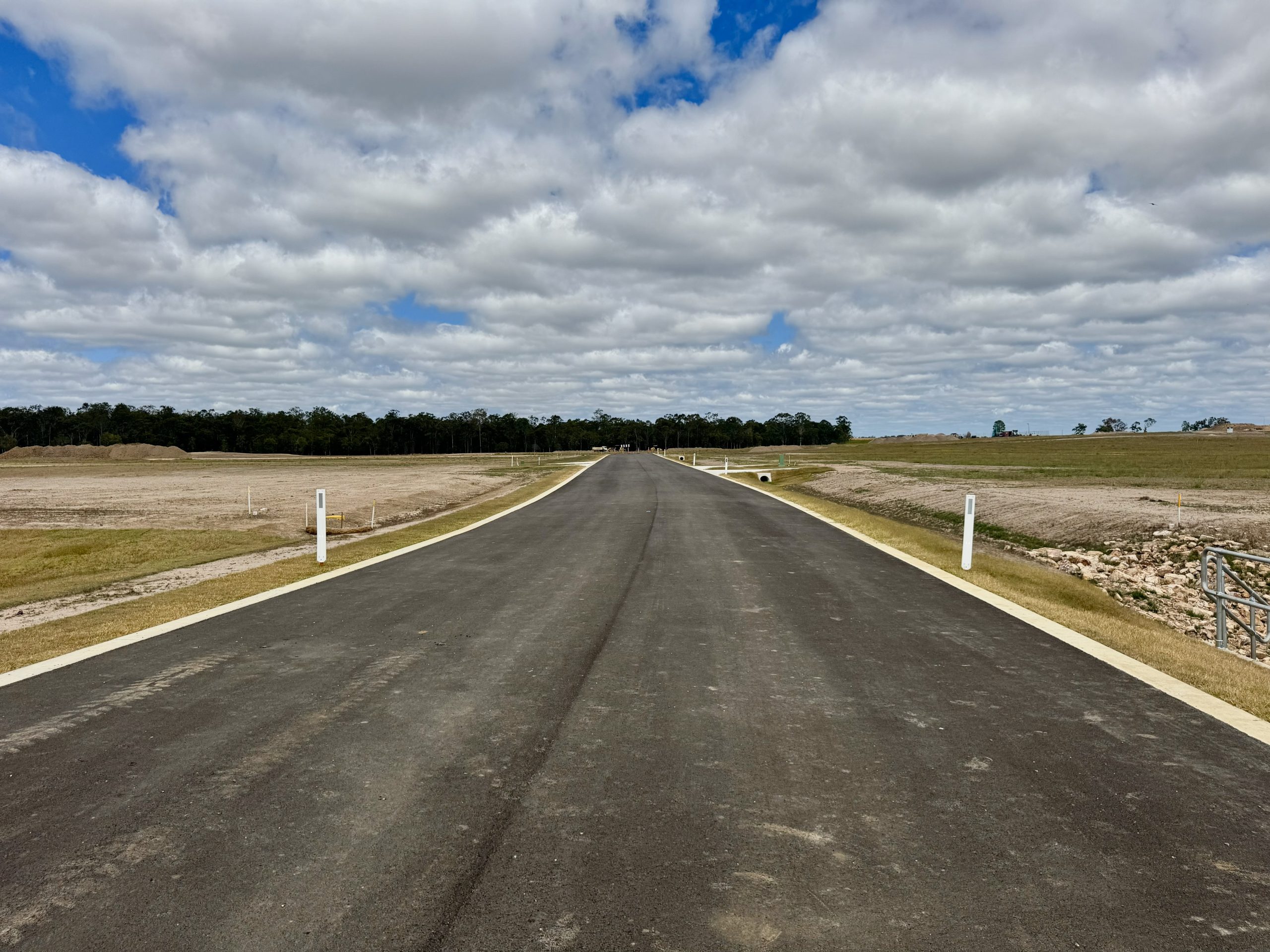 Lot 80 Phoenix Way, ST HELENS, QLD 4650 AUS