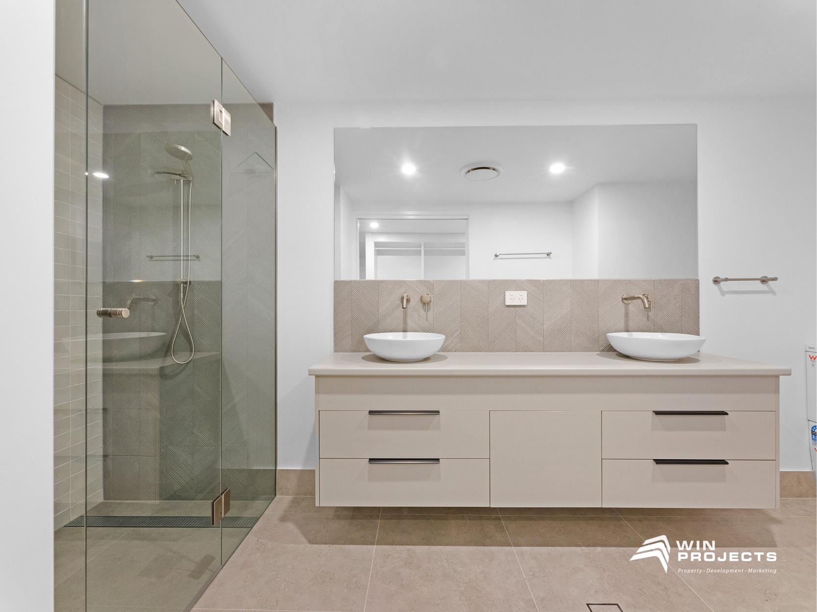 Apartment 1/8 Pier Street, URANGAN, QLD 4655 AUS