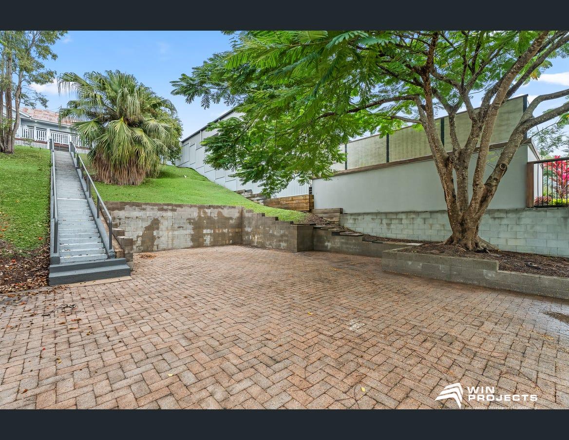 258 Esplanade & 42 Watson Street, PIALBA, QLD 4655 AUS